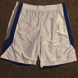 Men’s reversible athletic shorts